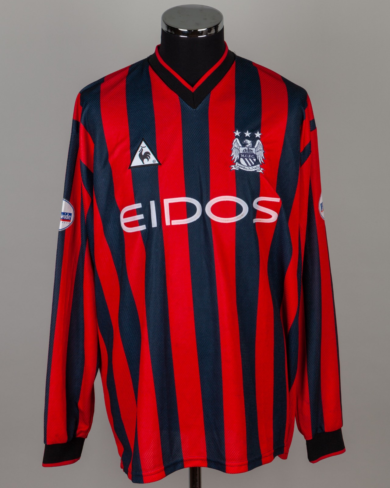Manchester City 2001-02 Third Kit