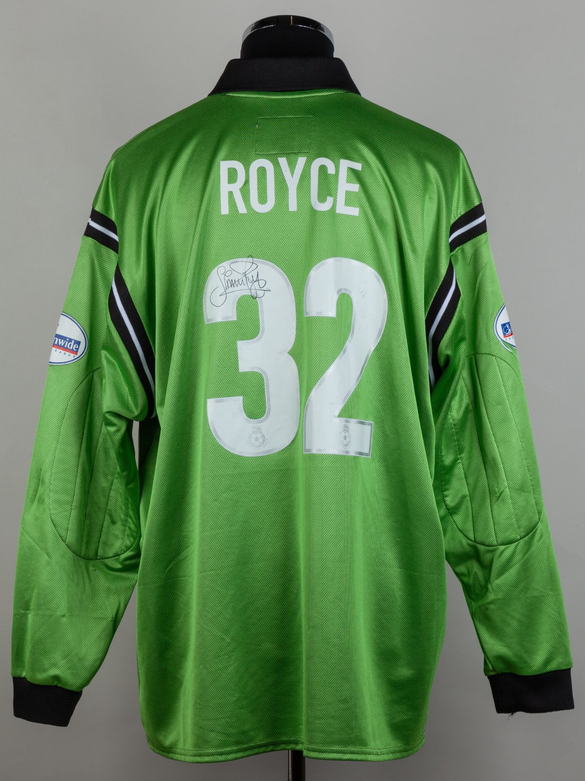 Manchester City 2001-02 GK Kit
