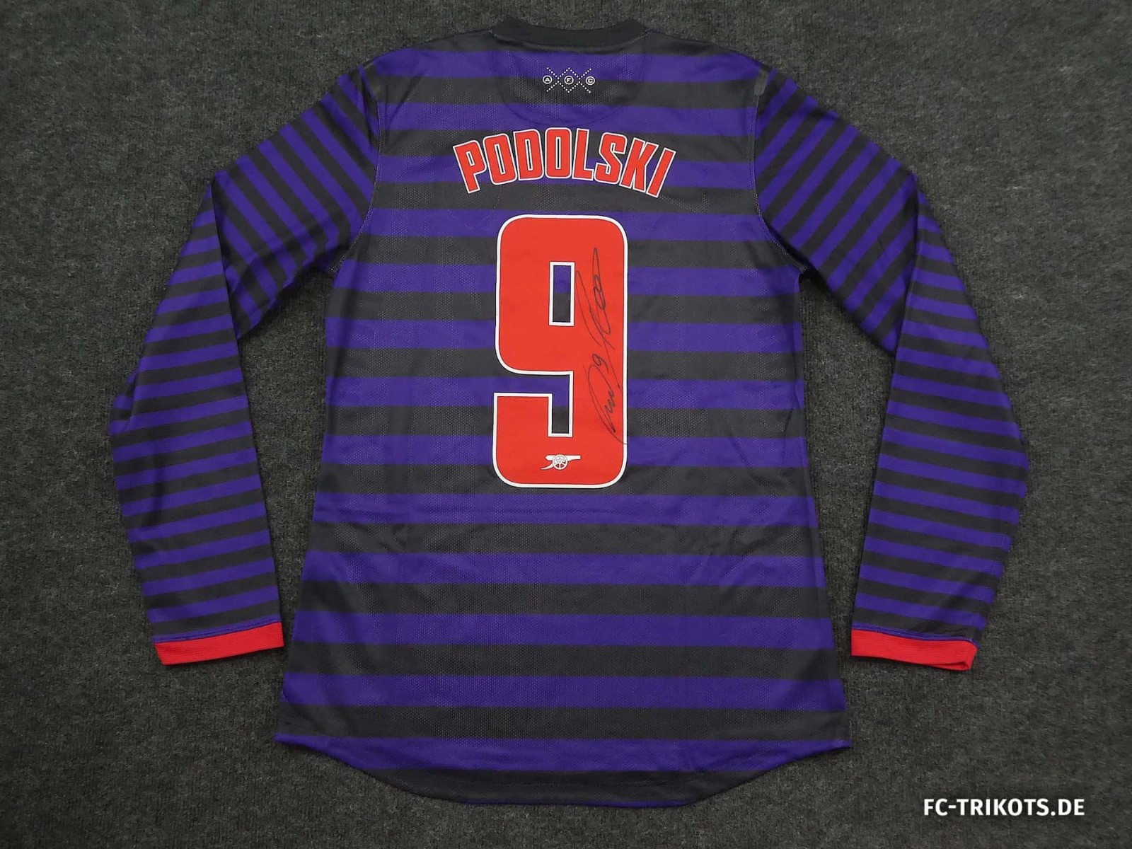 Arsenal FC 2012-13 Away Kit