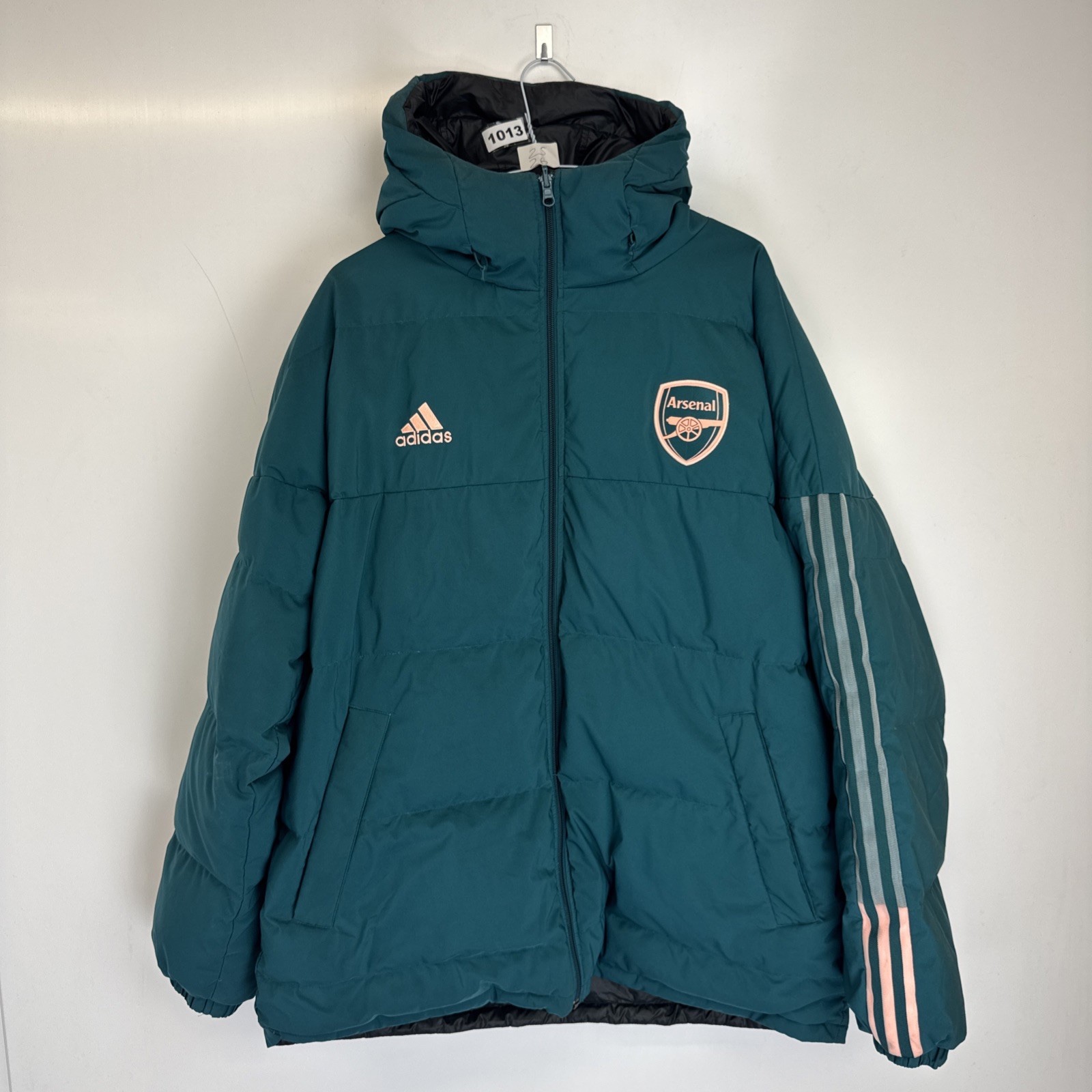 Arsenal FC 2020-21 Bench 2 Kit