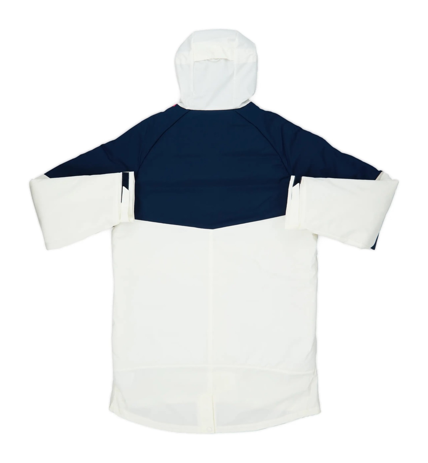 Arsenal FC 2022-23 Bench Kit