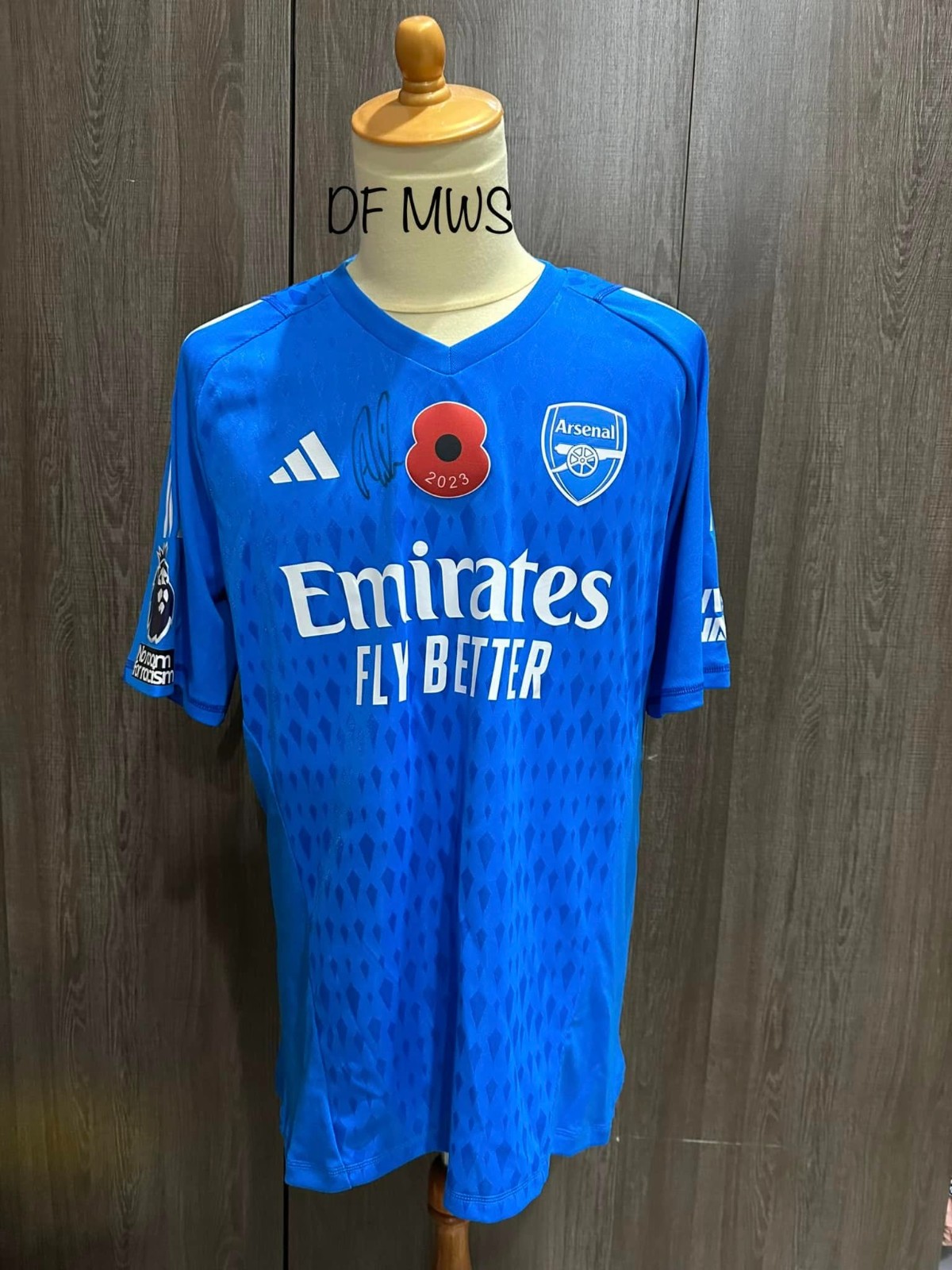 Arsenal FC 2023-24 GK 2 V2 Kit