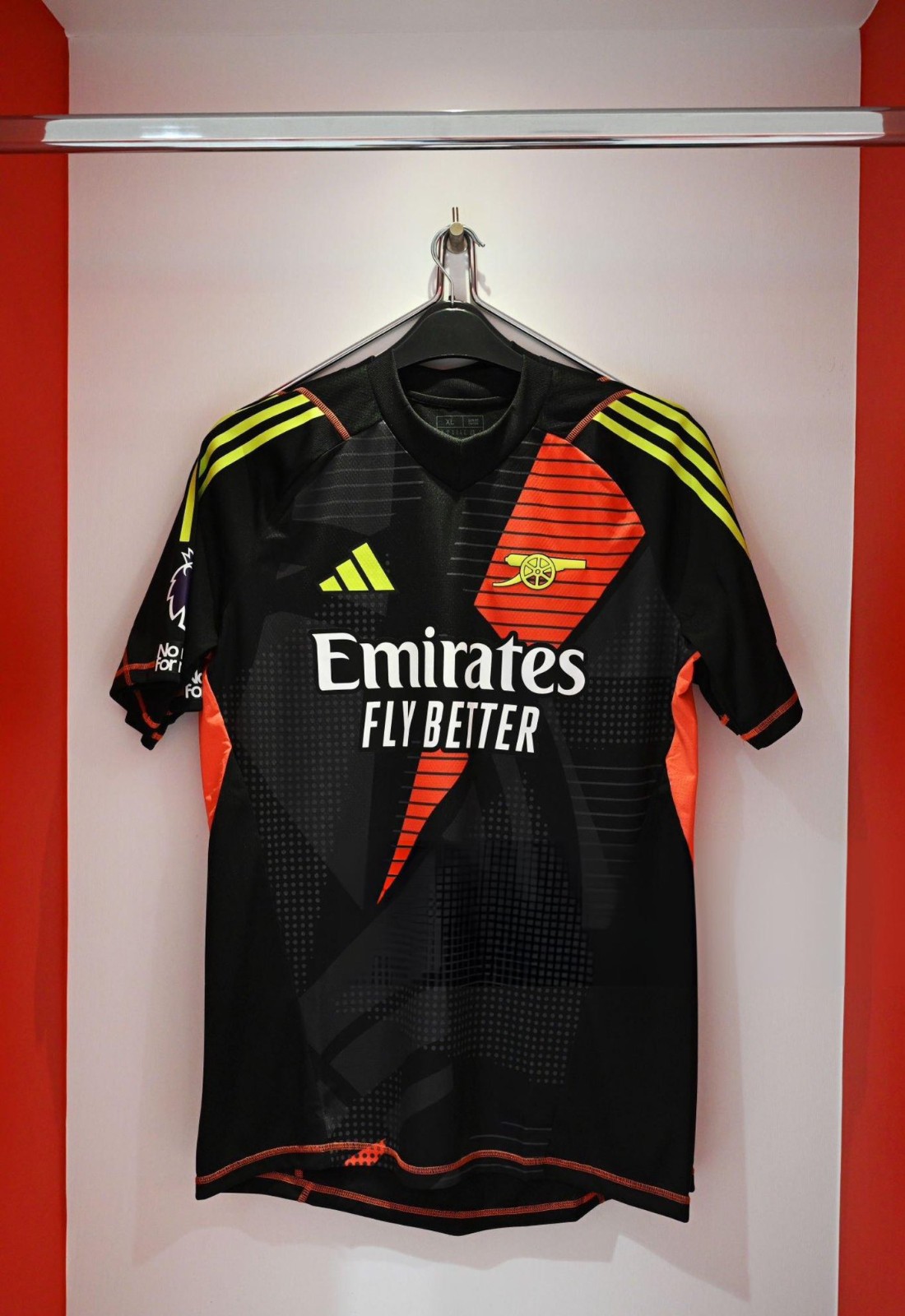 Arsenal FC 2024-25 GK 3 Kit