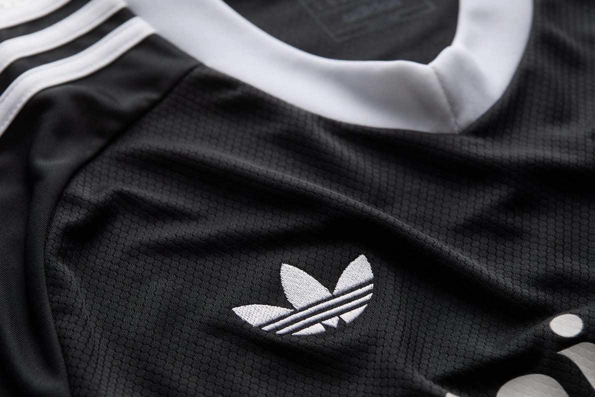 Arsenal FC 2024-25 GK 4 Kit