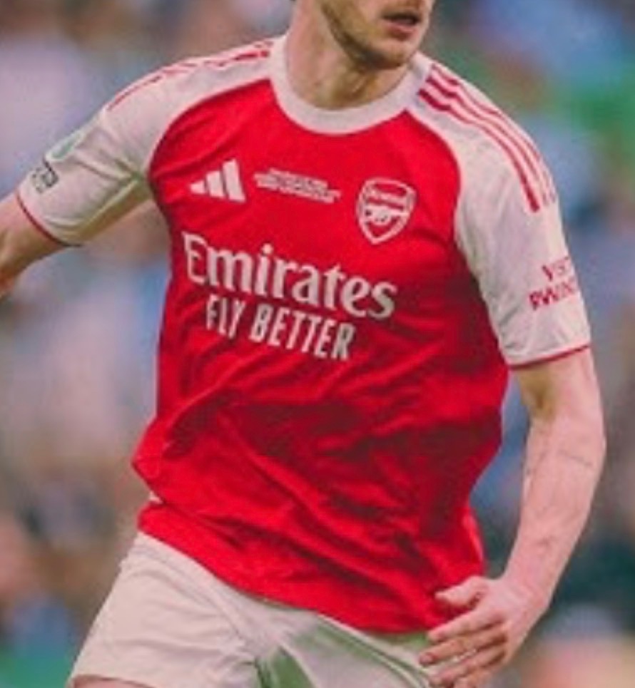 Arsenal FC 2025-26 EFL Cup Final Kit