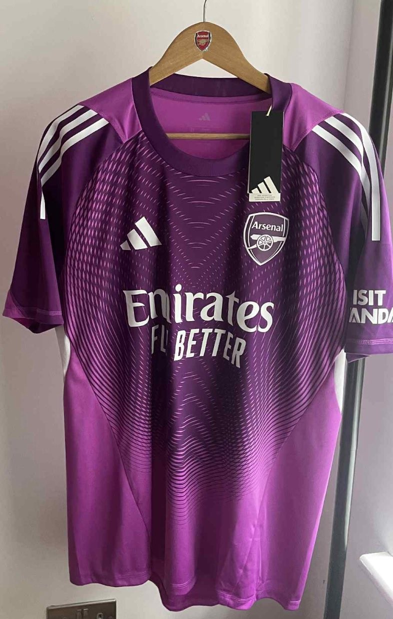 Arsenal FC 2025-26 GK 3 Kit