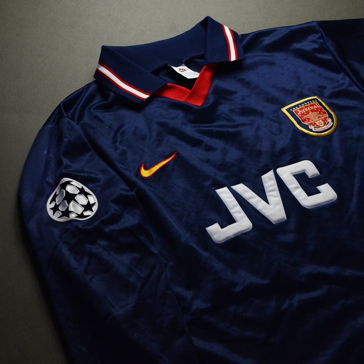 Arsenal FC 1998-99 Champions League Kit