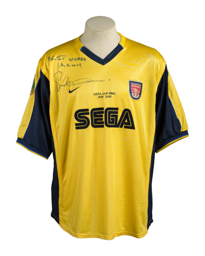 Arsenal FC 1999-00 UEFA Cup Final Kit