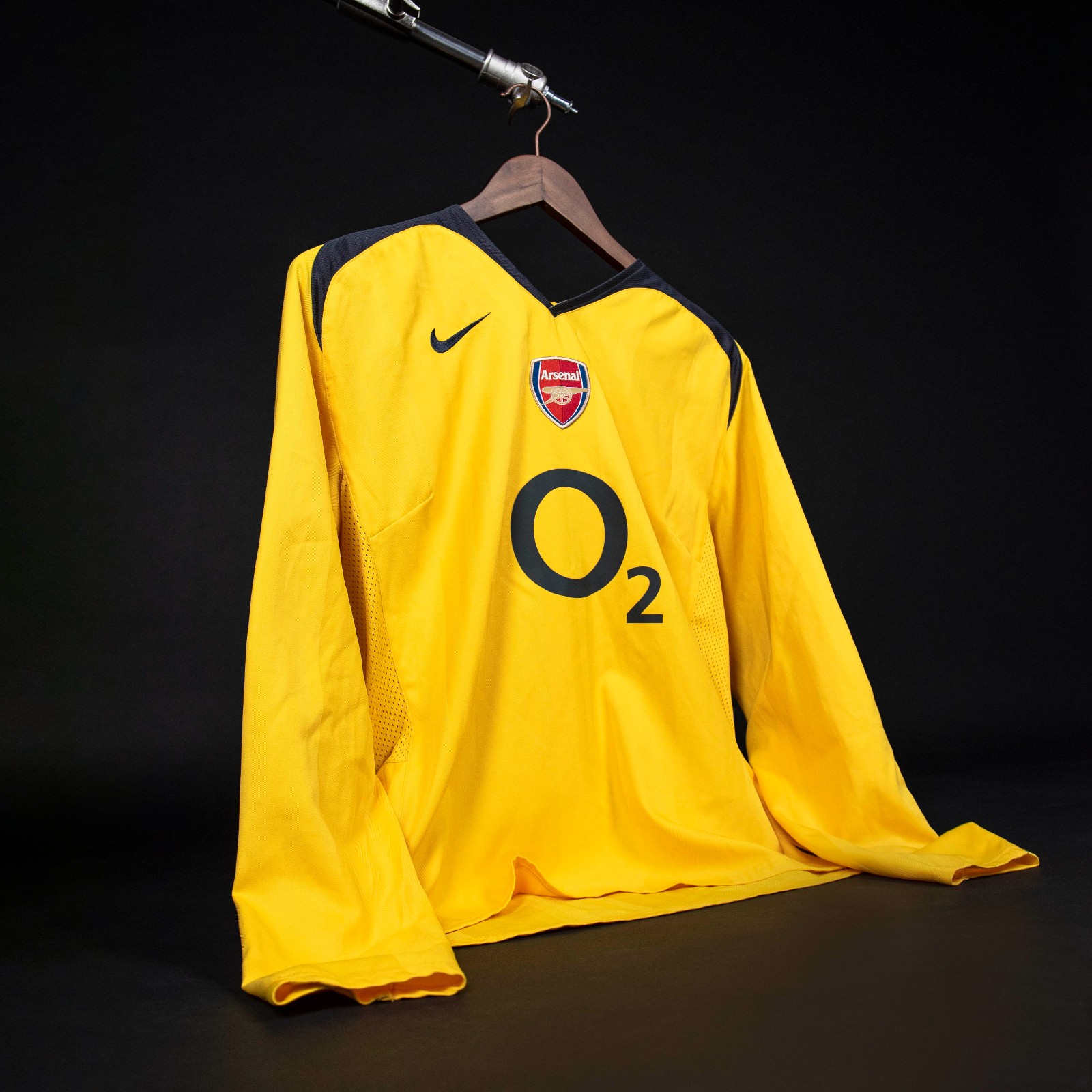 Arsenal FC 2005-06 Away Kit