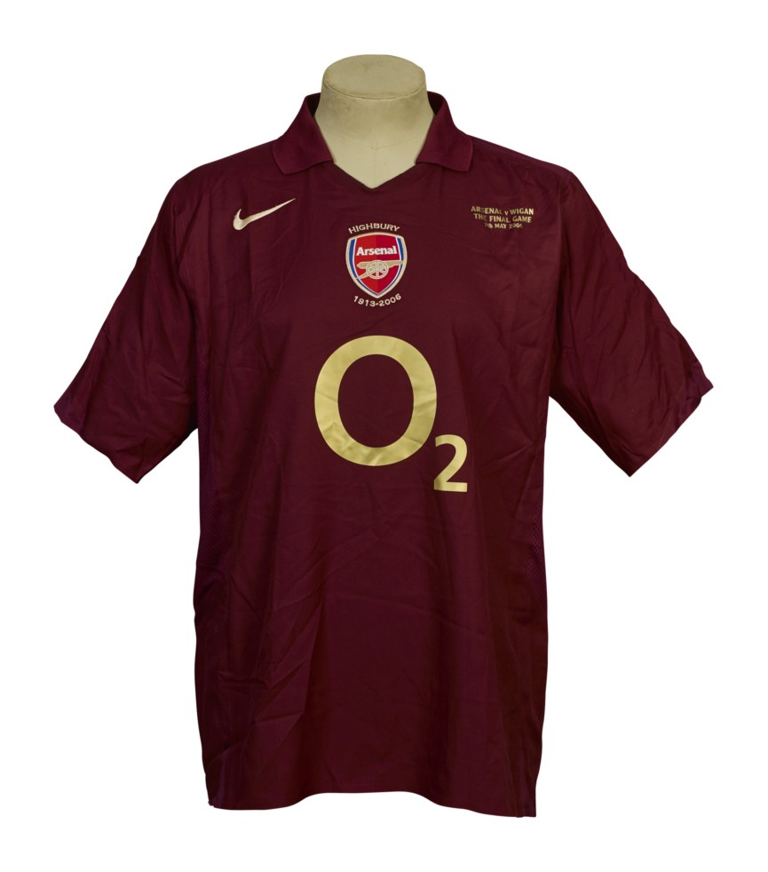 Arsenal FC 2005-06 Home V2 Kit