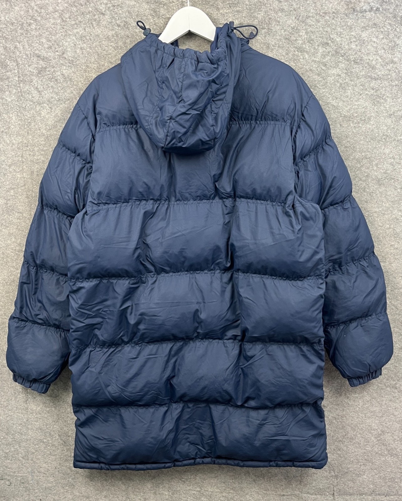 Arsenal FC 2009-10 Bench Kit