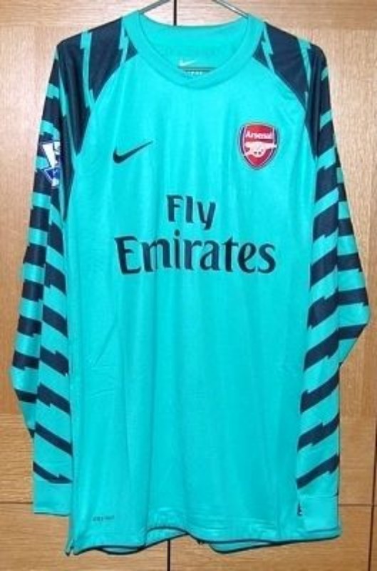 Arsenal FC 2010-11 GK Away Kit