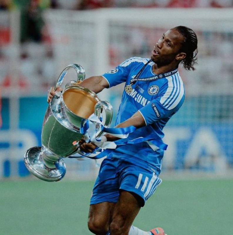 Chelsea FC 2011-12 Home Kit