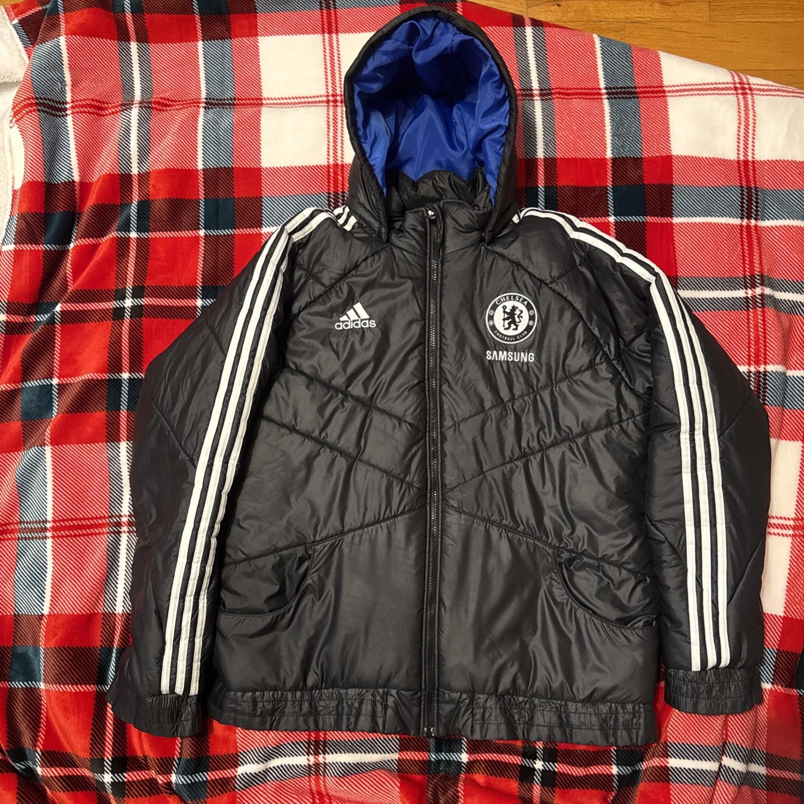 Chelsea FC 2011-12 Bench Kit