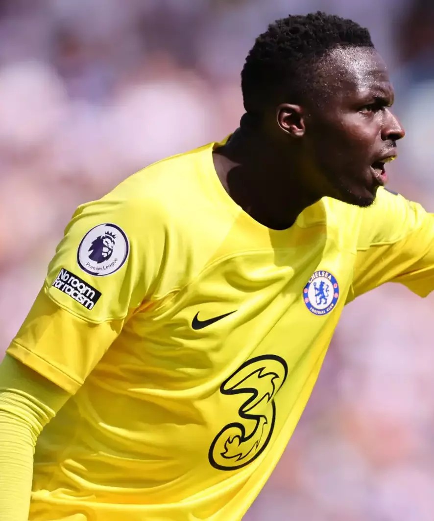 Chelsea FC 2022-23 GK Away Kit