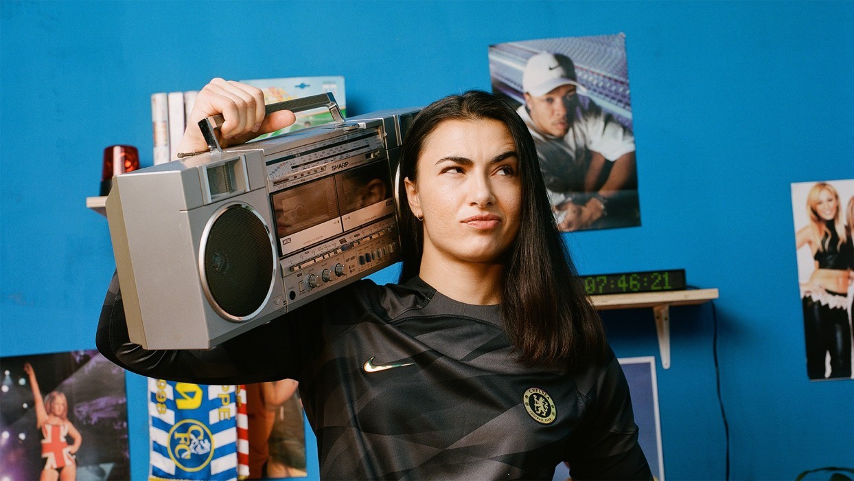 Chelsea FC 2023-24 GK 1 Kit