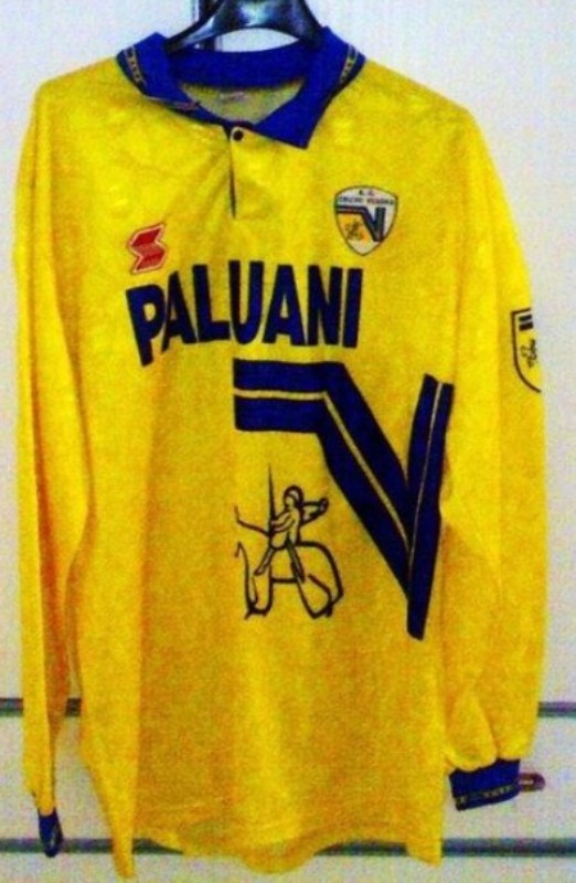 Chievo Verona 1994-95 Home Kit