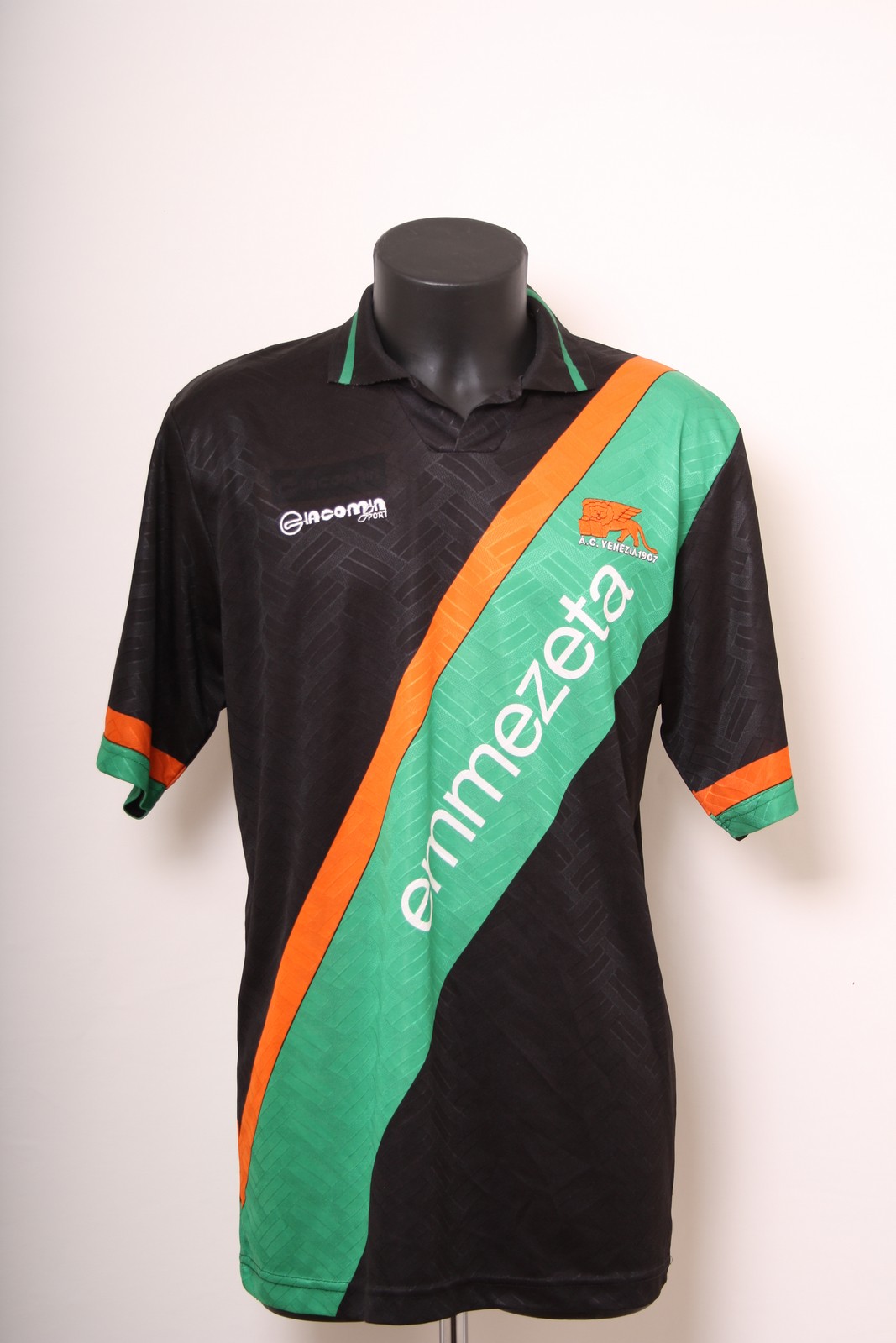 AC Venezia 1994-95 Home Kit
