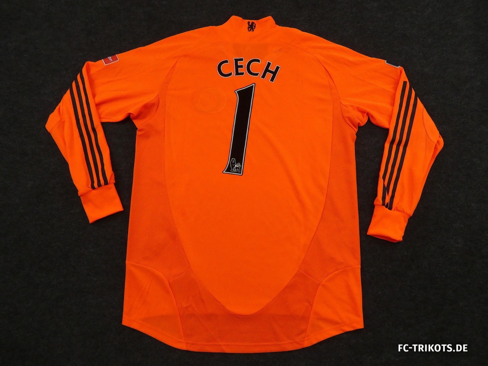 Chelsea FC 2009-10 GK 1 Kit