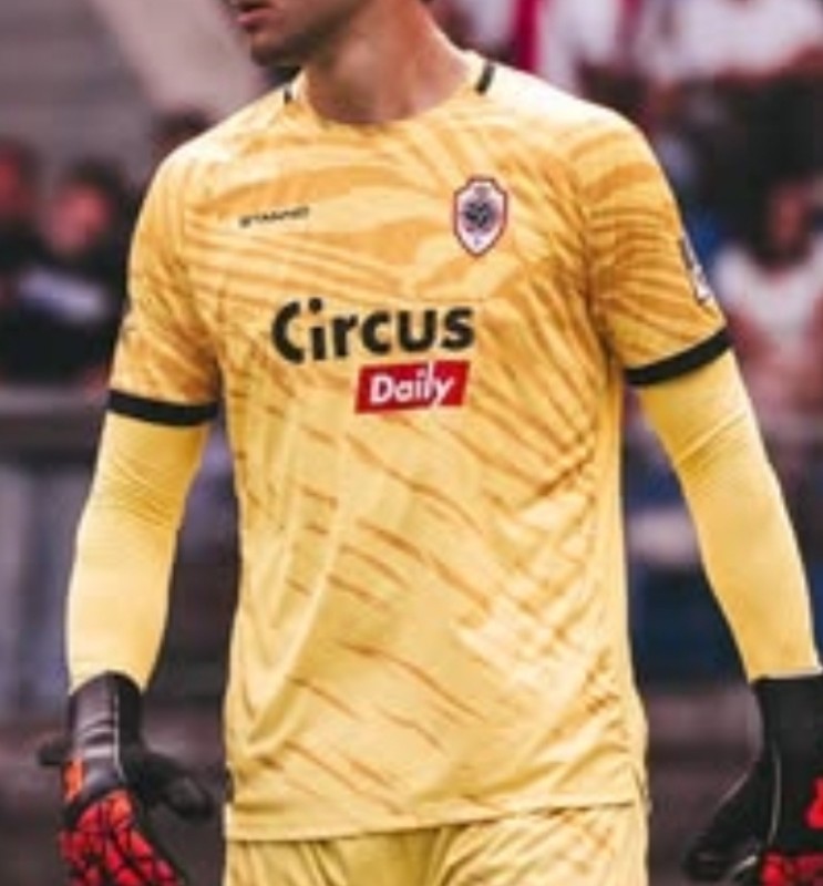 Royal Antwerp 2025-26 GK 1 Kit