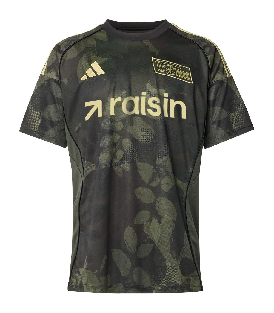 Away shirt