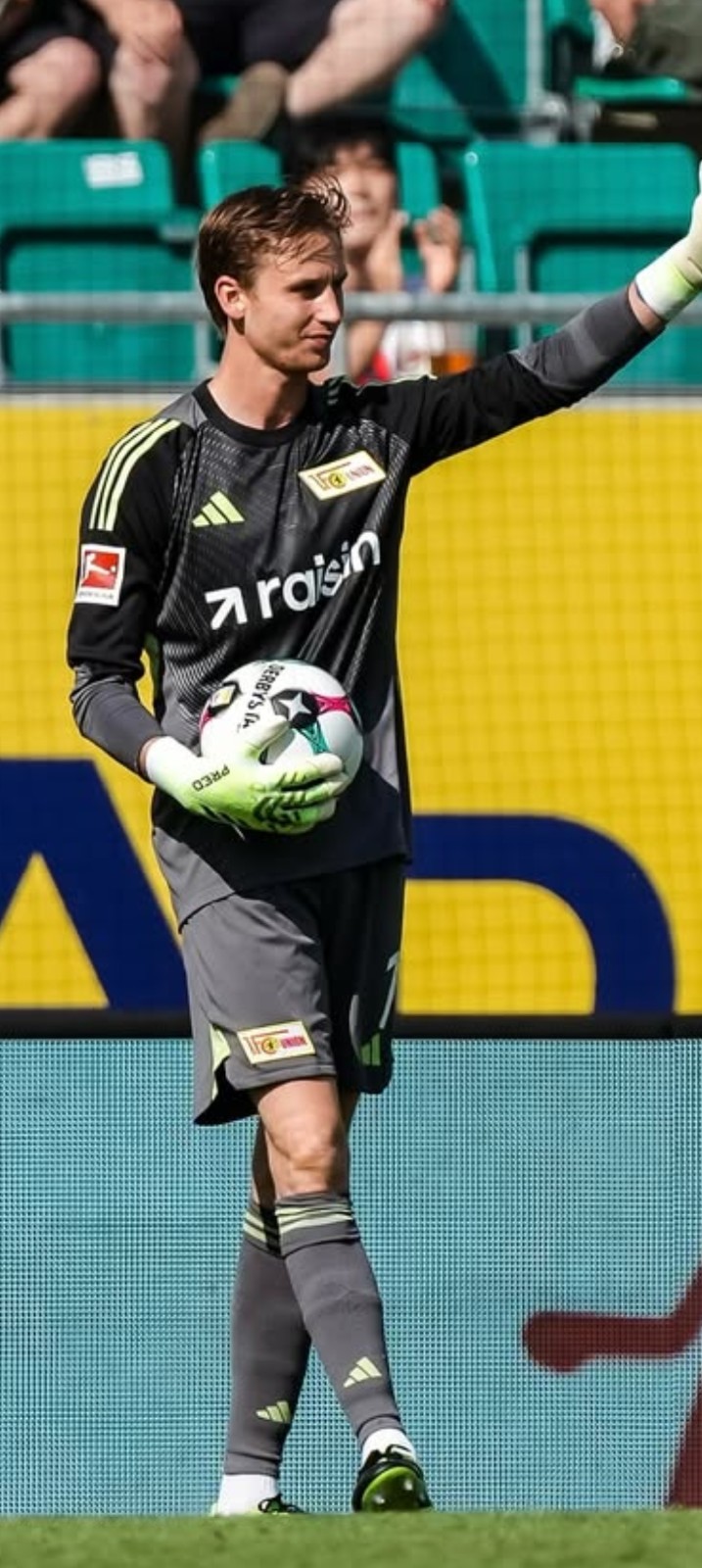 Union Berlin 2025-26 GK 2 Kit