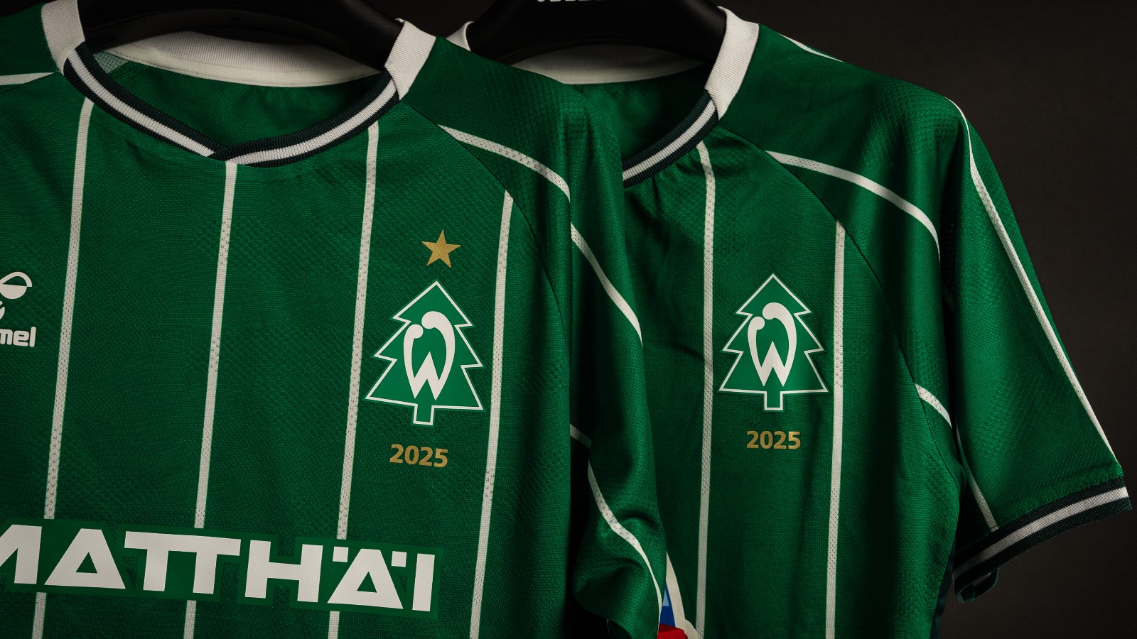 Werder Bremen 2025-26 Christmas Kit
