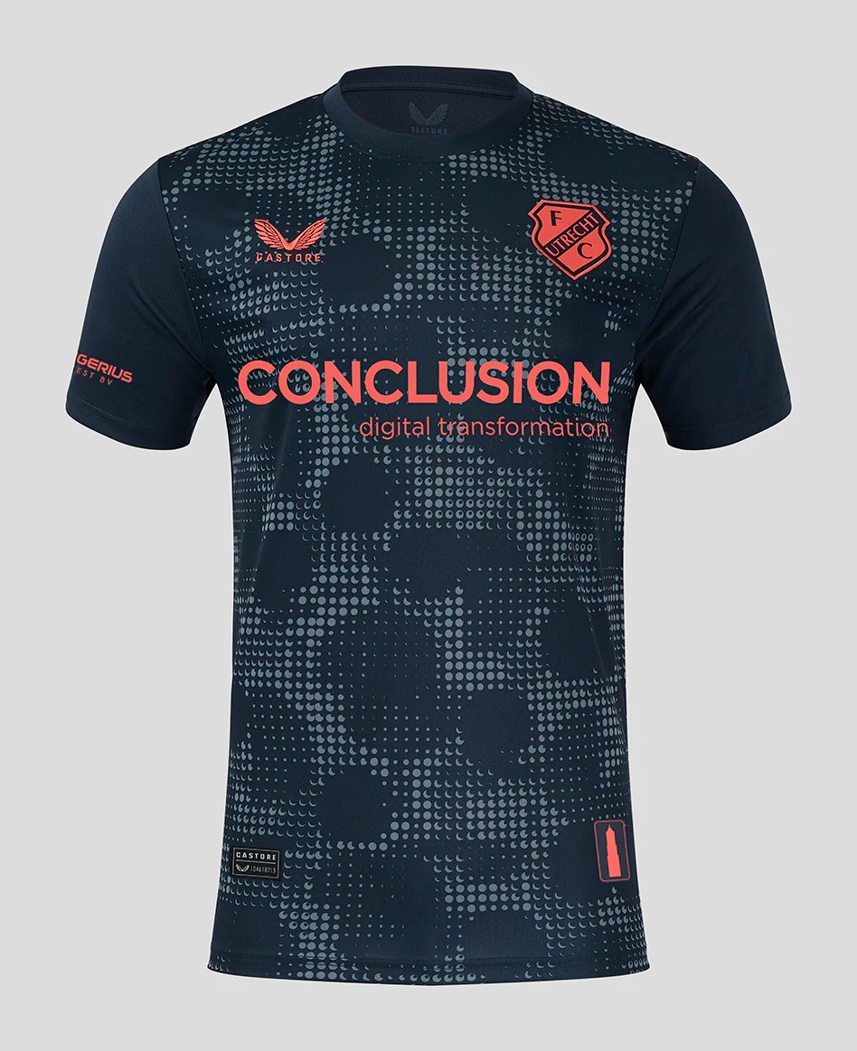 FC Utrecht 2024-25 Away Kit