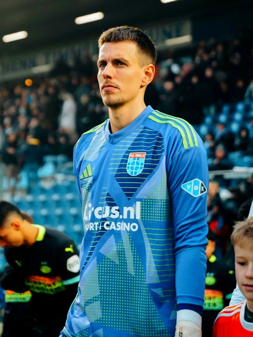 PEC Zwolle 2024-25 GK Home Kit
