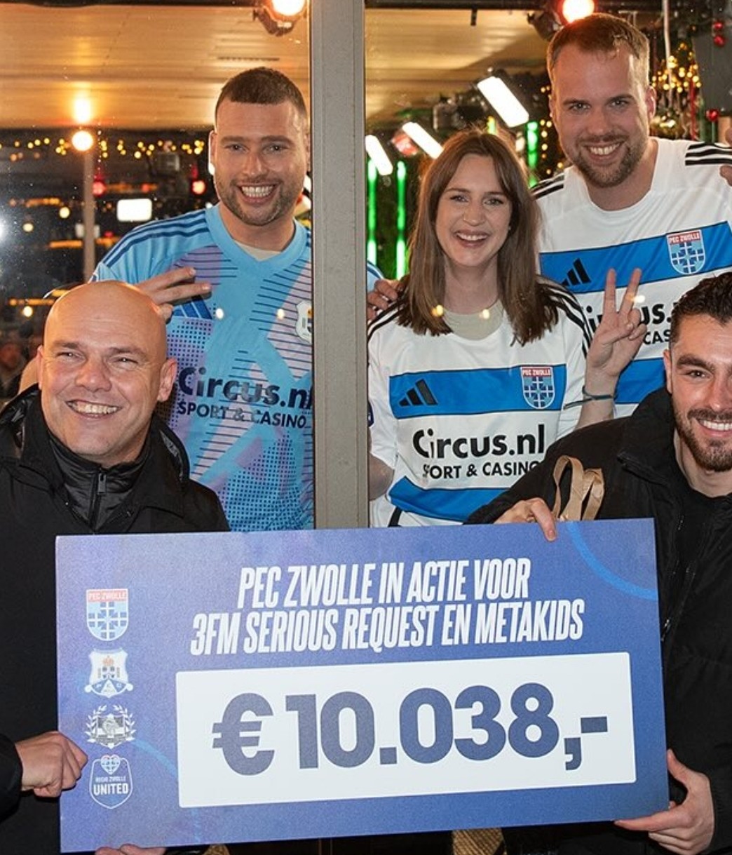 PEC Zwolle 2024-25 GK Away Kit