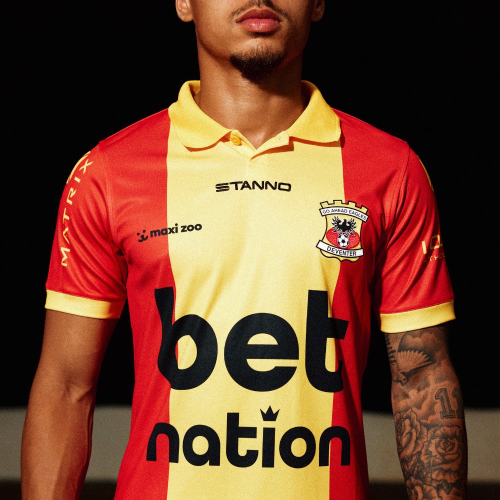 Go Ahead Eagles 2024-25 Home Kit