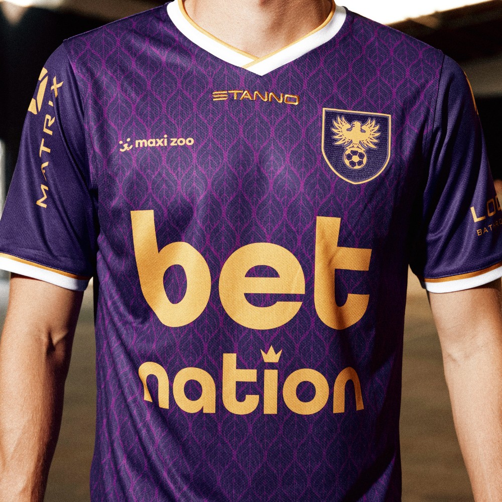 Go Ahead Eagles 2024-25 Away Kit
