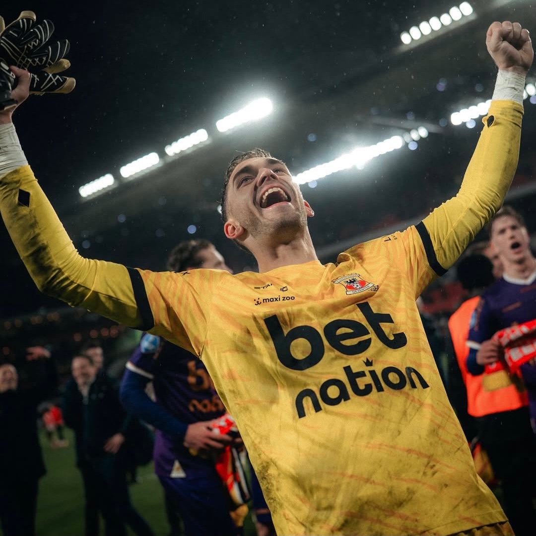 Go Ahead Eagles 2024-25 GK 1 Kit