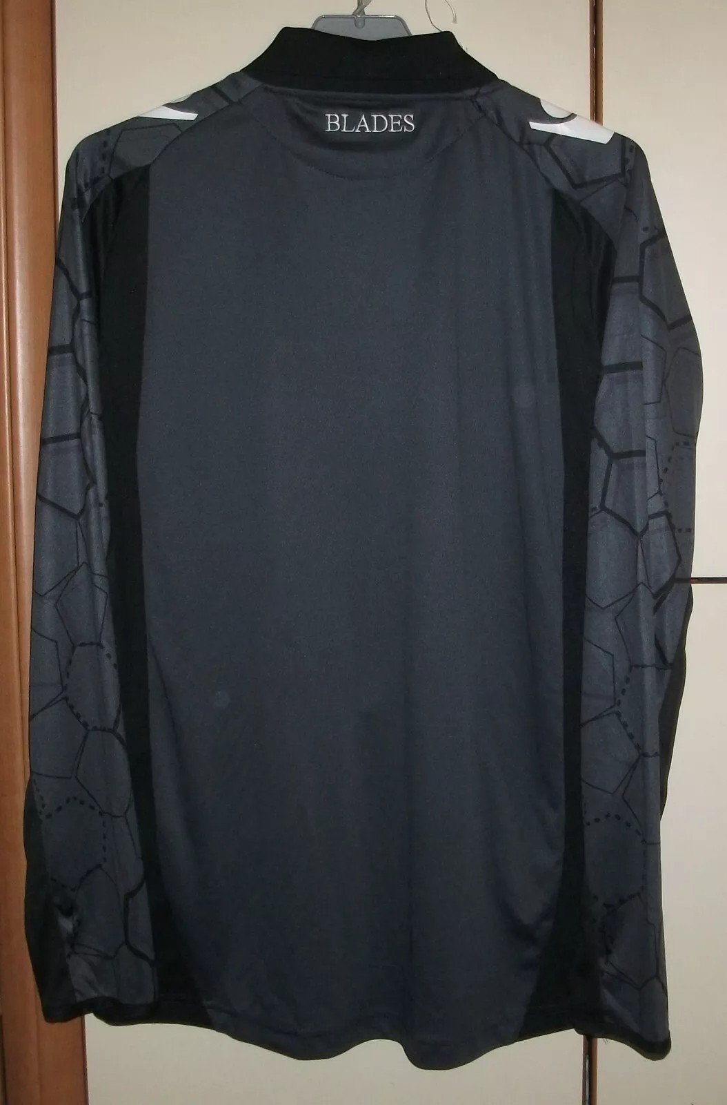 Sheffield United 2012-13 GK Third Kit