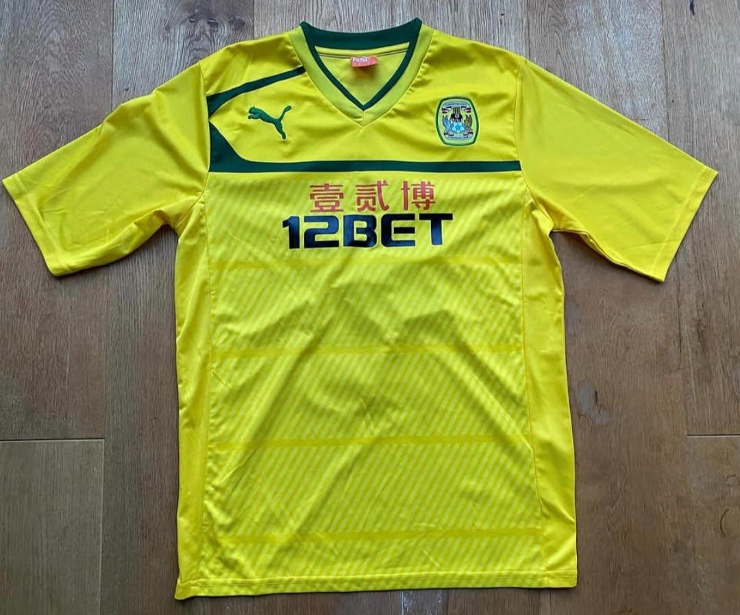 Coventry City 2013-14 Away 2 Kit