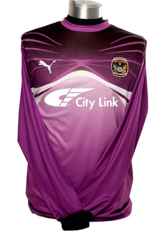 Coventry City 2010-11 GK 1 Kit