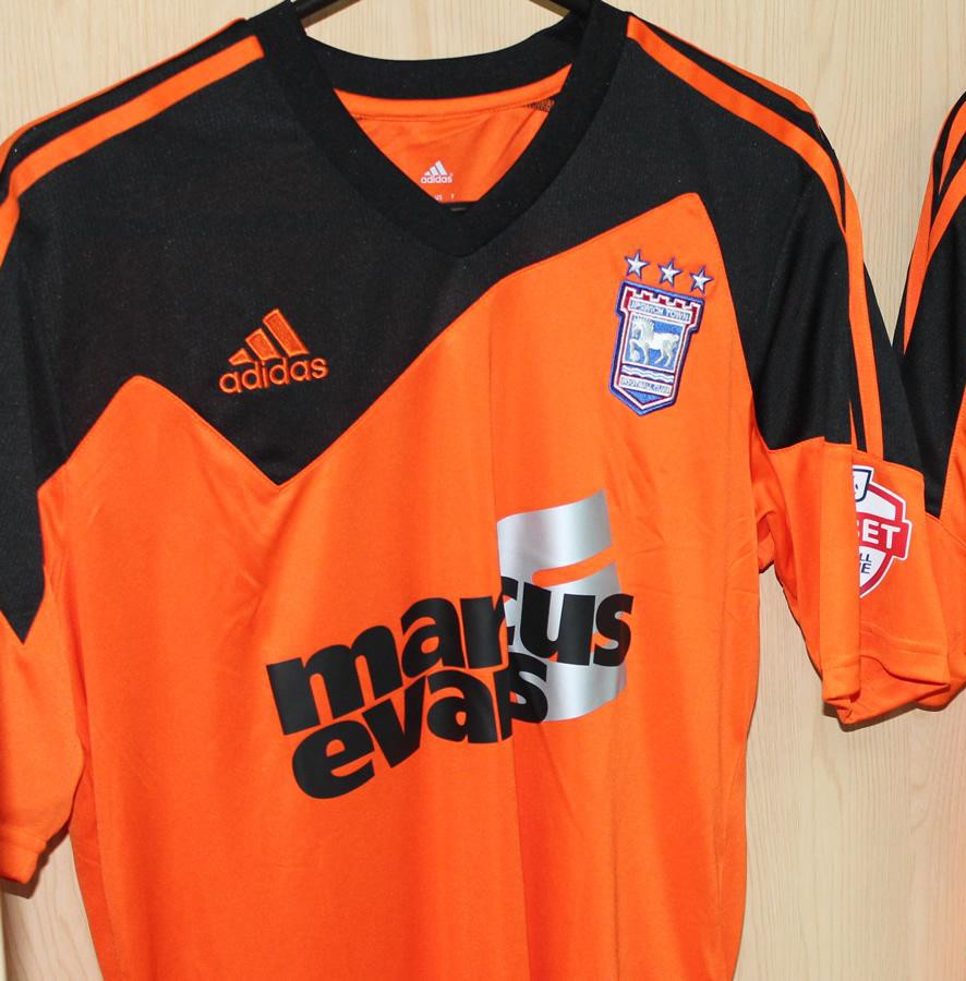 Ipswich Town 2015-16 Third Kit