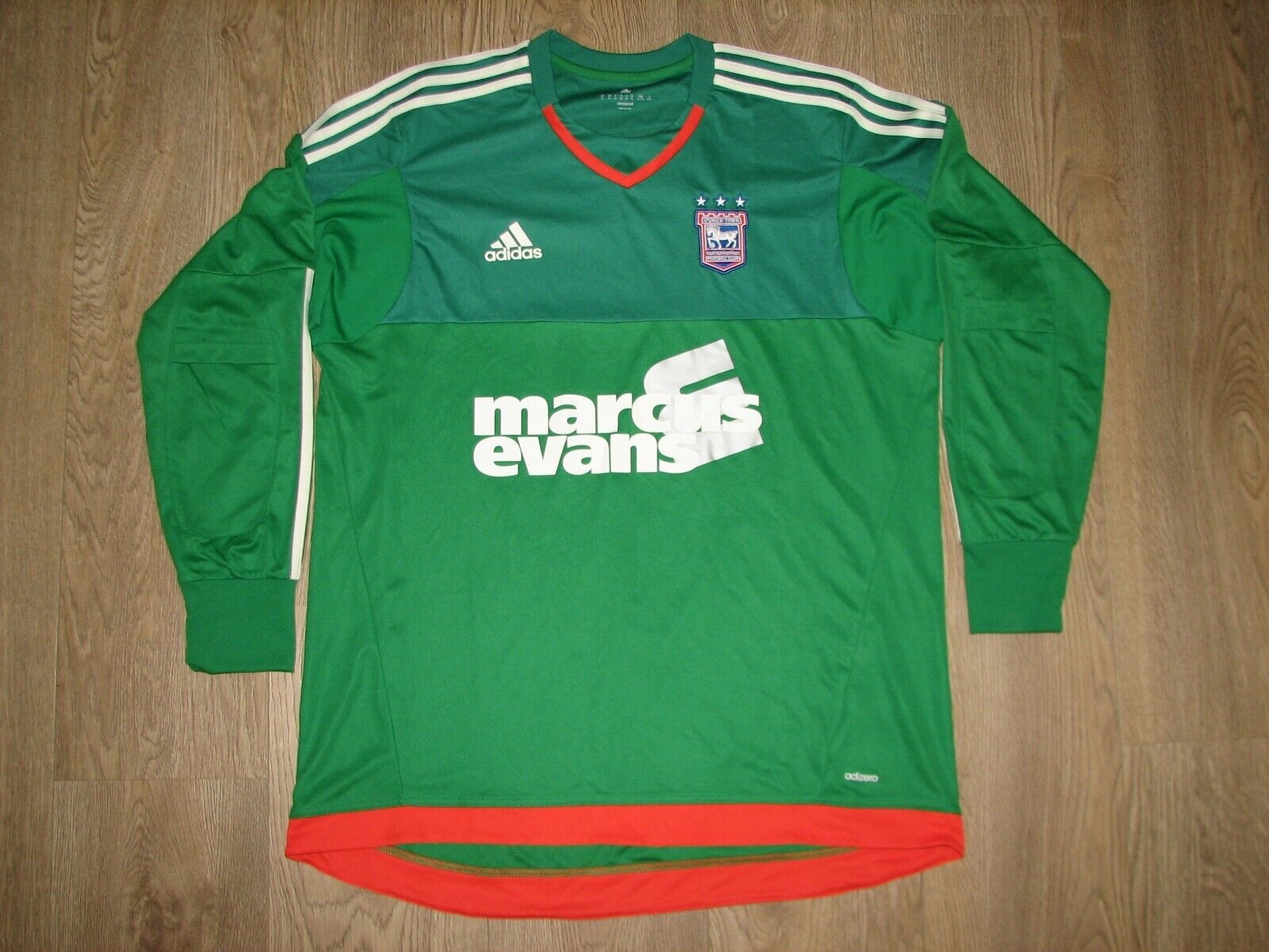 Ipswich Town 2015-16 GK 2 Kit