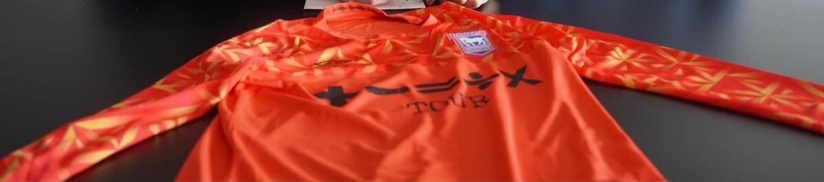 Ipswich Town 2022-23 GK Third Kit