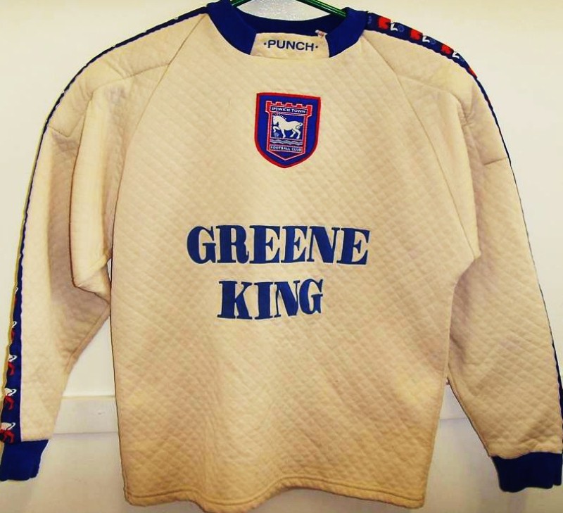 Ipswich Town 1997-98 GK 1 Kit
