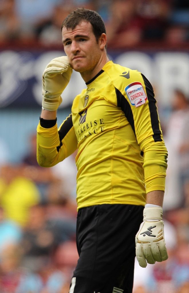 Leeds United 2011-12 GK 3 Kit