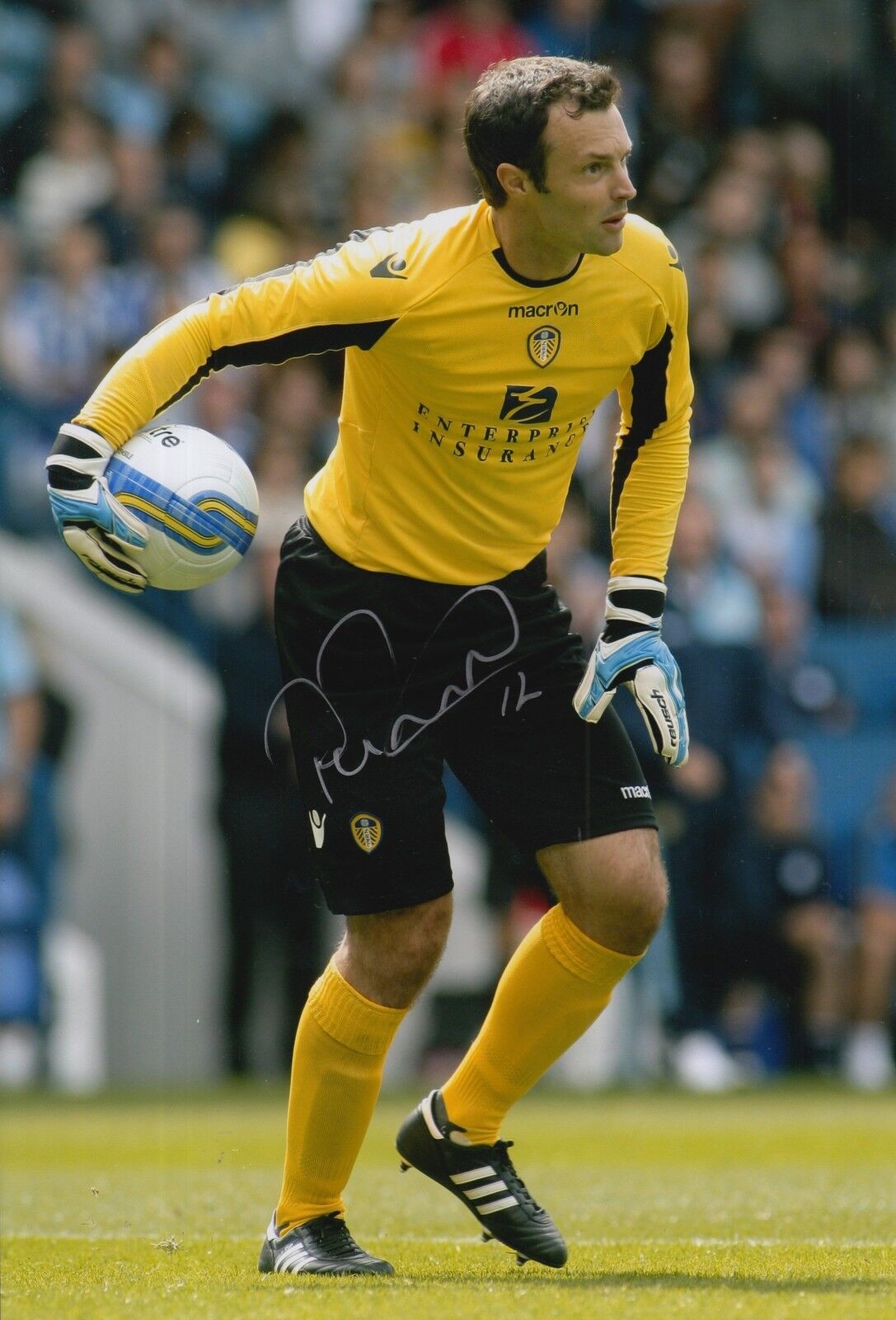 Leeds United 2011-12 GK 3 Kit