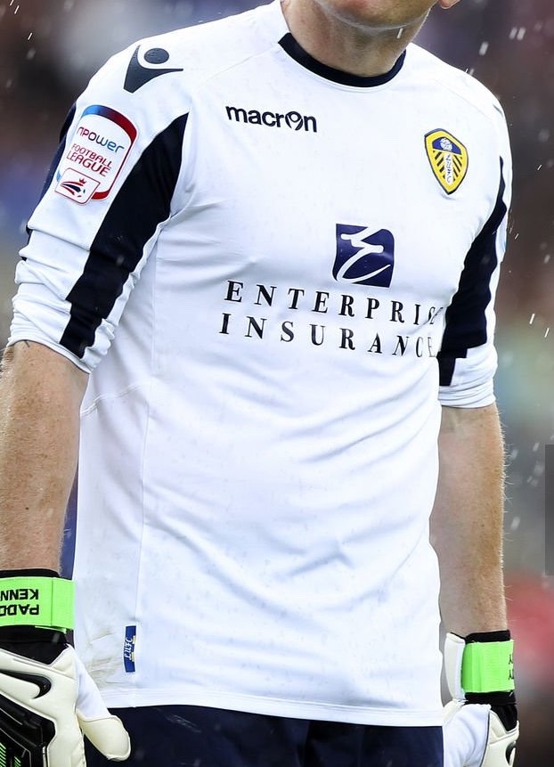Leeds United 2012-13 GK 3 Kit