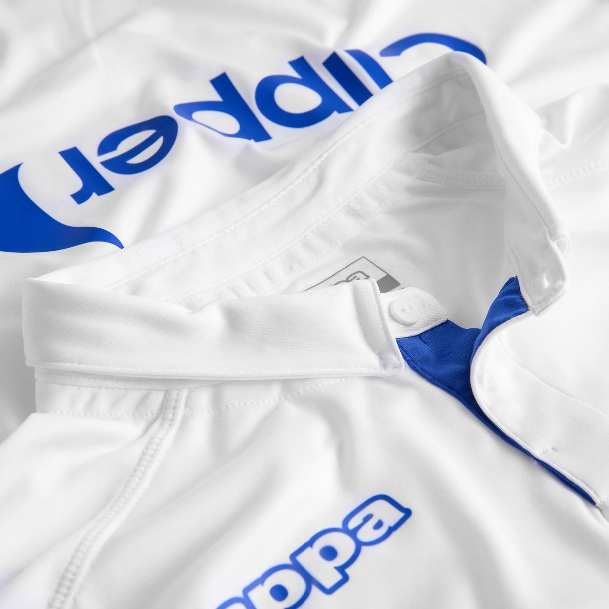 Leeds United 2016-17 Home Kit