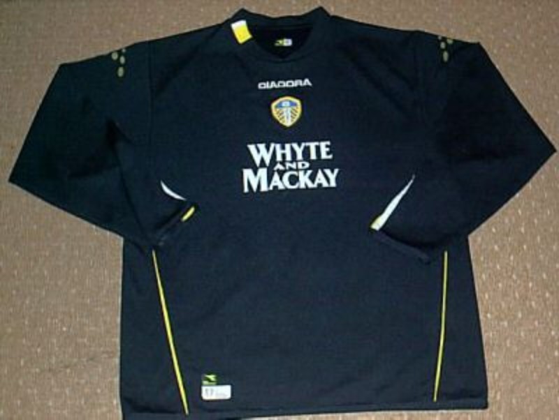 Leeds United 2004-05 GK 2 Kit