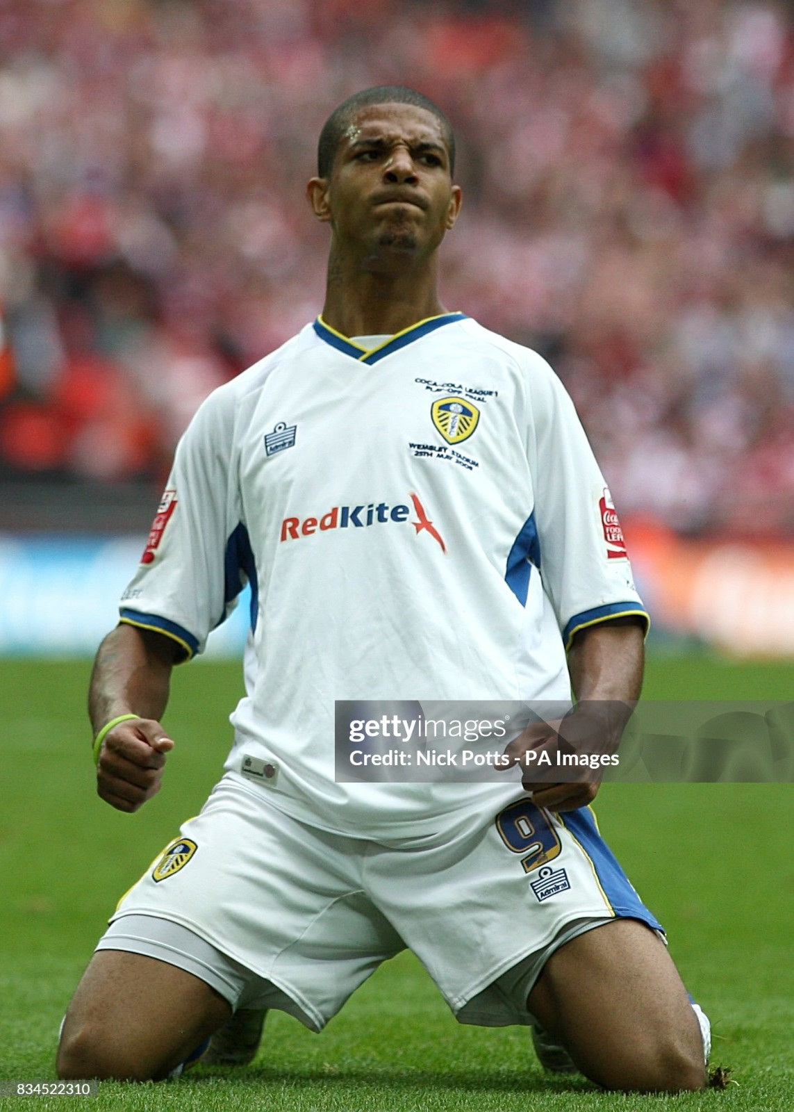Leeds United 2007-08 EFL League One Play-Off Final Kit