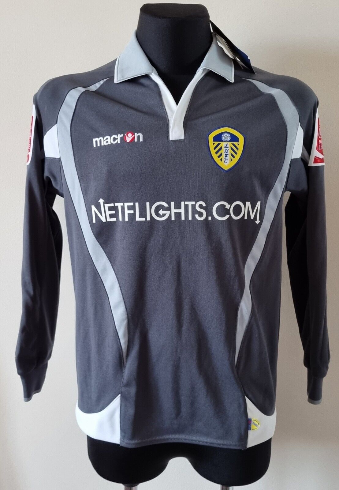 Leeds United 2008-09 GK 1 Kit