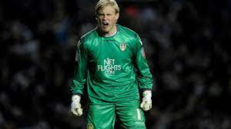 Leeds United 2010-11 GK 2 Kit
