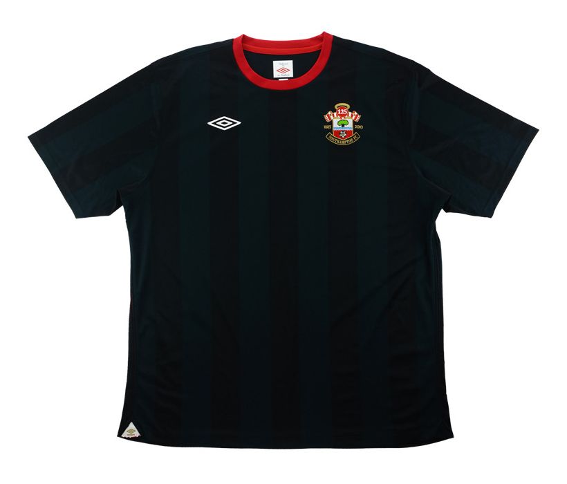 Southampton FC 2010-11 Away Kit