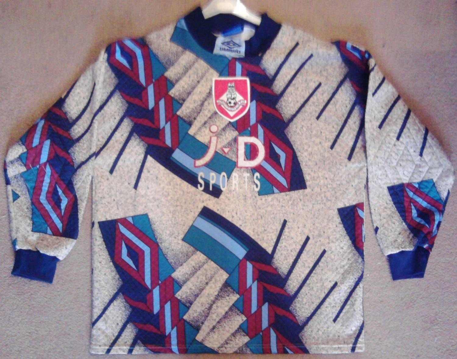 Oldham Athletic 1994-95 GK 2 Kit